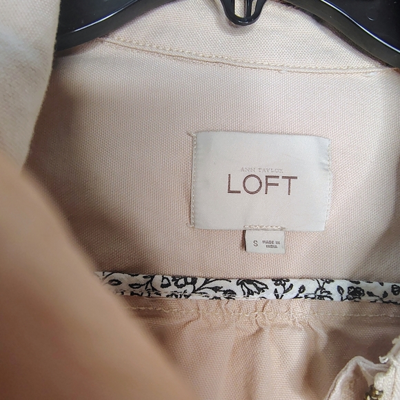 LOFT Cream Utility Jacket Cotton/Stretch Full Zip Snap Buttons ElasticCinch Sz S - Picture 2 of 12